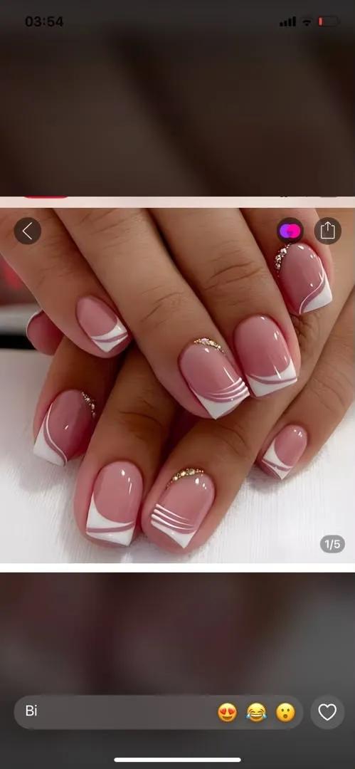 Ongles blanc pour main